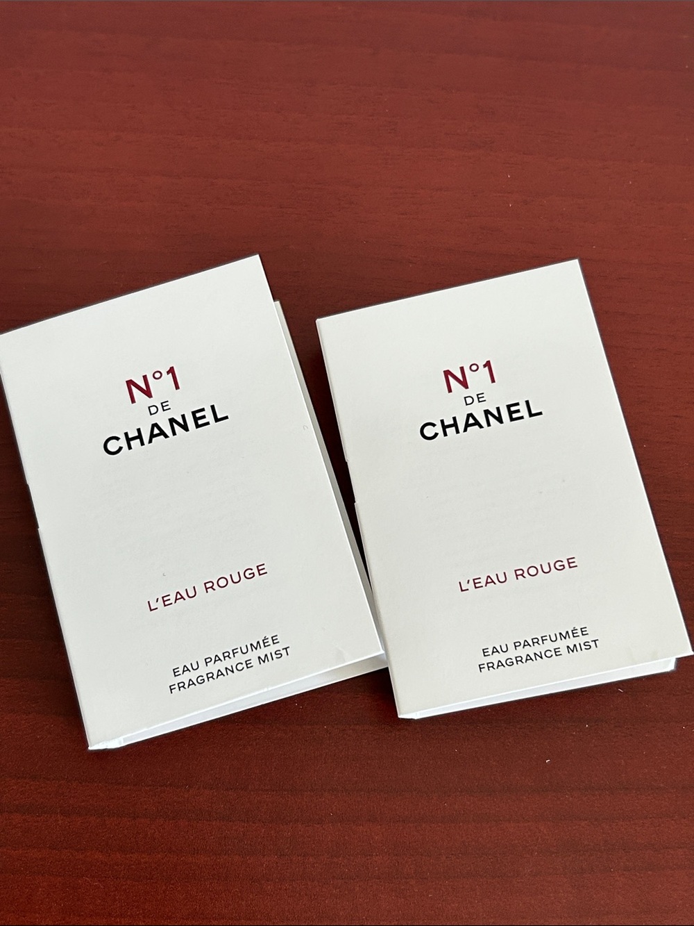 1.5mlx2 Chanel N°1 De Chanel L'Eau Rouge samples spray